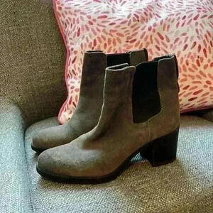 Sam Edelman Size 7.5 Women's Boots Gray Suede